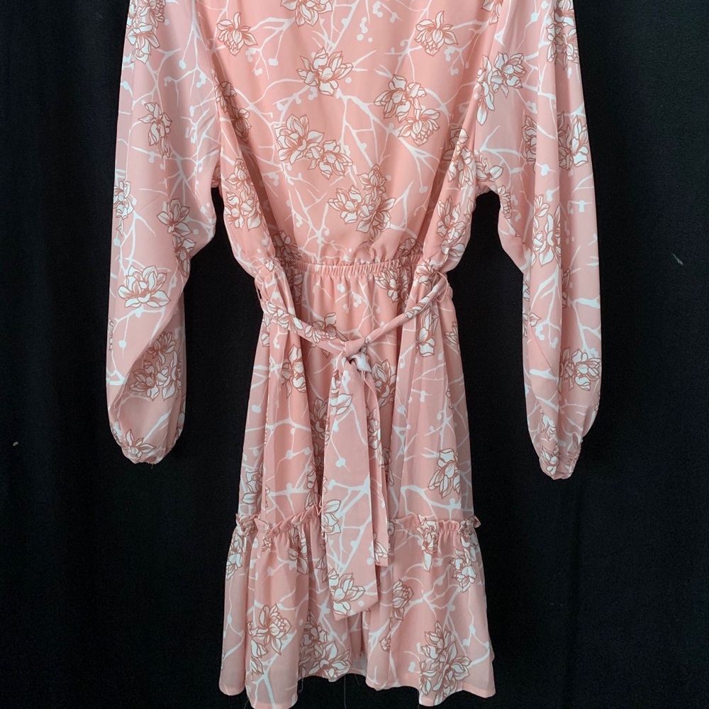 NWT Flying Tomato floral dress